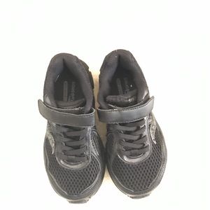 Black new  saucony toddler size 11.5 shoes